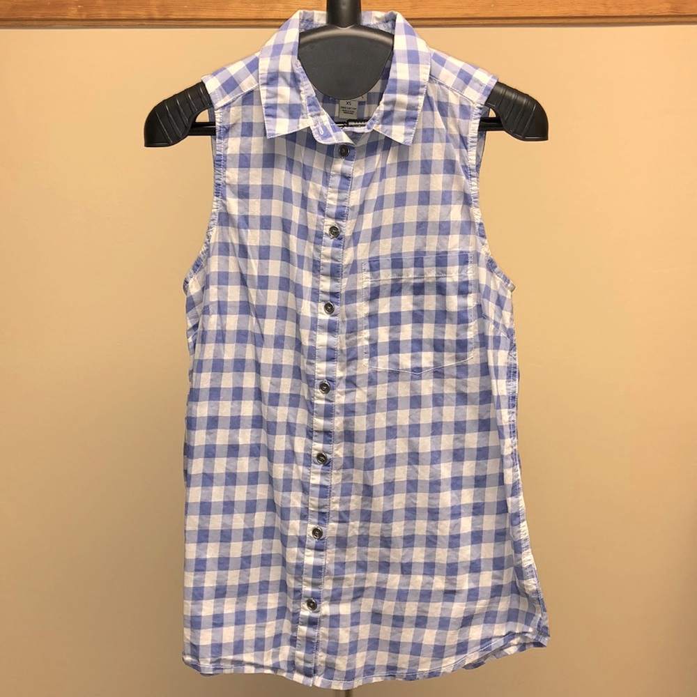 G.H.Bass&Co Women’s Gingham Sleeveless Button Up